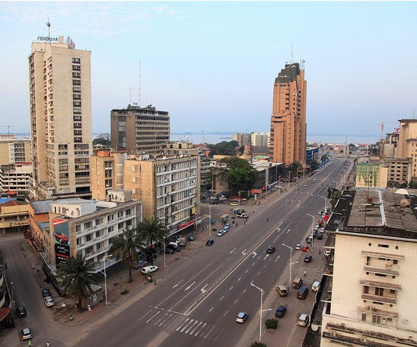 Gombe dans le Noir : Le Cœur de Kinshasa à l'Agonie