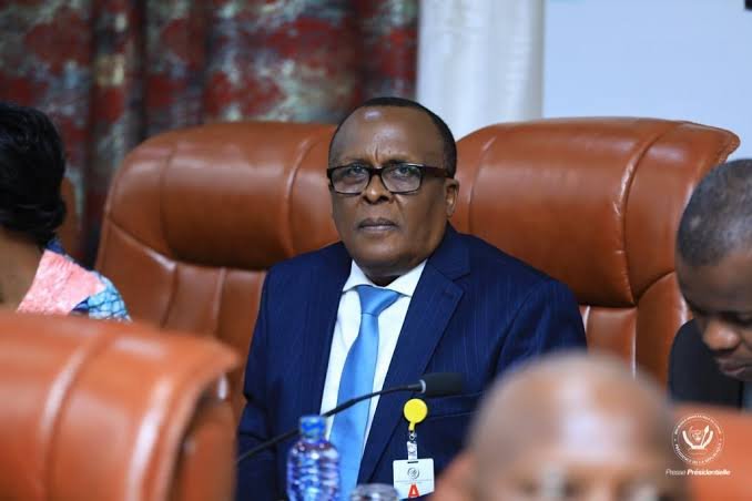 Kabulo Muana Kabulo et environ 500 agents et cadres de la RTNC, retraités