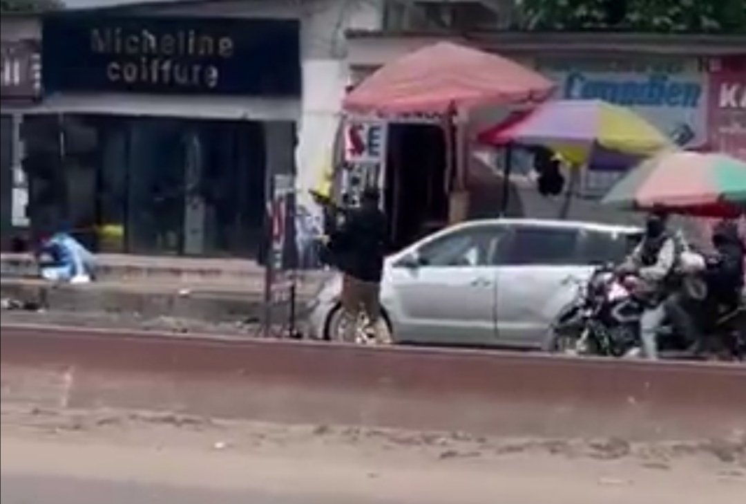 Braquage signalé à Kinshasa ce mardi 31 mars, la population déplore la mobilisation tardive des forces de l'ordre.