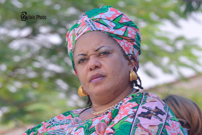 [INTERVIEW EXCLUSIVE] : Mme Katungu FURAHA Cathy sur son œuvre autobiographique  "Ce livre porte un nom mais il est le reflet d'un effort collectif."