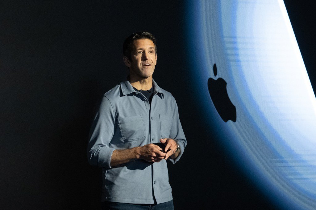 Apple : John Ternus succédera à Tim Cook en septembre 2026