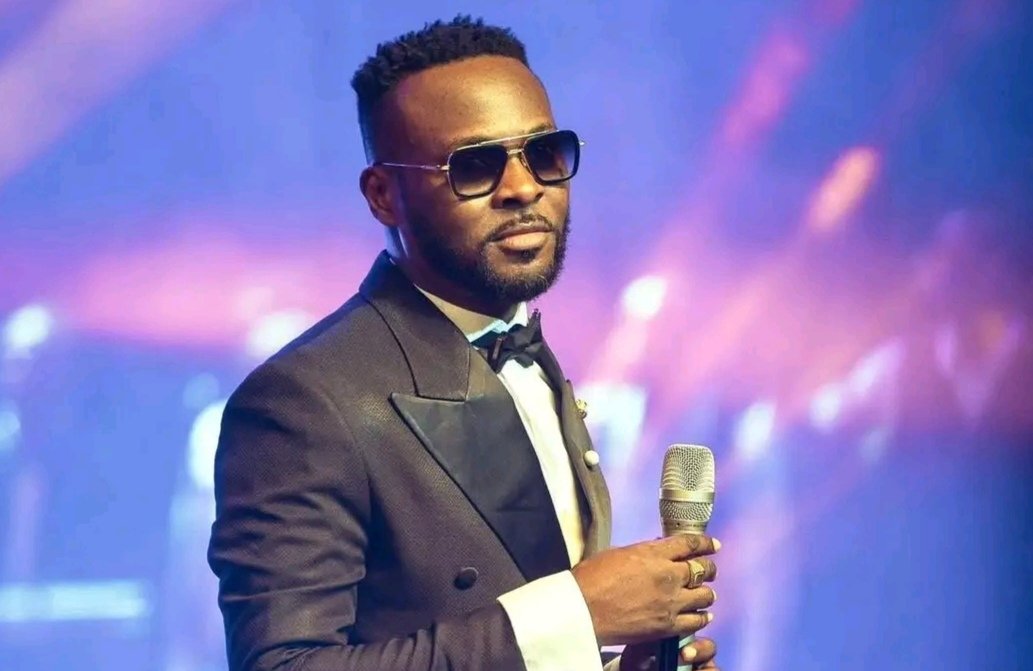 Héritier Watanabe soutient le double Stade de France de Fally Ipupa : « Force à toi, Warrior suprême. »