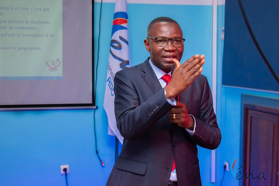 ENTRE TRAHISONS ET SANCTIONS: LE DEAL KABILA-KAGAME BRISÉ PAR FELIX TSHISEKEDI  De l'Ombre de Kabila à la Clarté de Tshisekedi. (Tribune de Julien Paluku Kahongya)