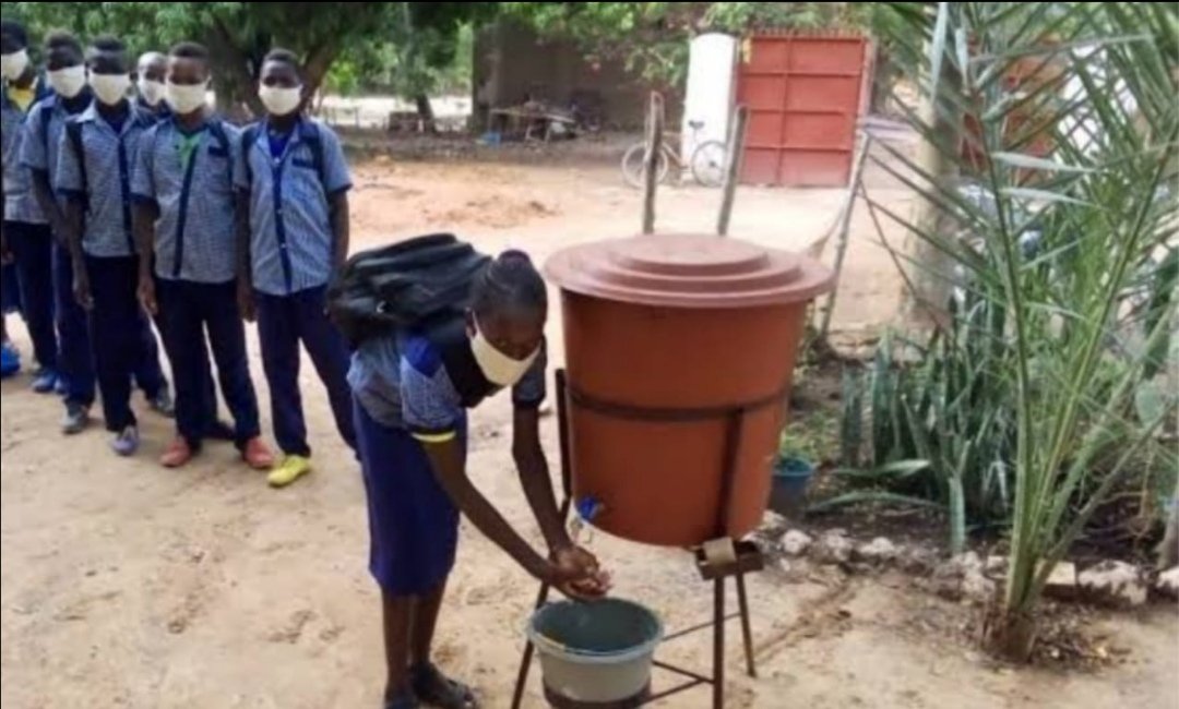 Rutshuru : retour des dispositifs de lavage des mains dans certaines écoles de Kiwanja pour tenter de contrer Ebola