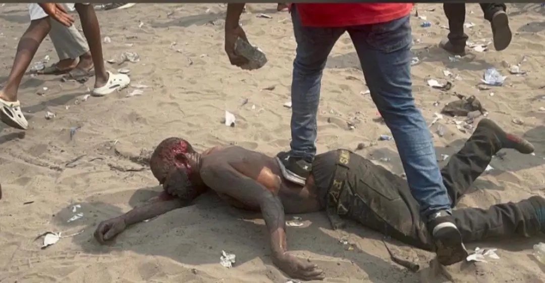 Kinshasa : Sit-in de l'opposition : « Ils ont marché sur les cadavres... L'histoire n'oubliera jamais » (un opposant)