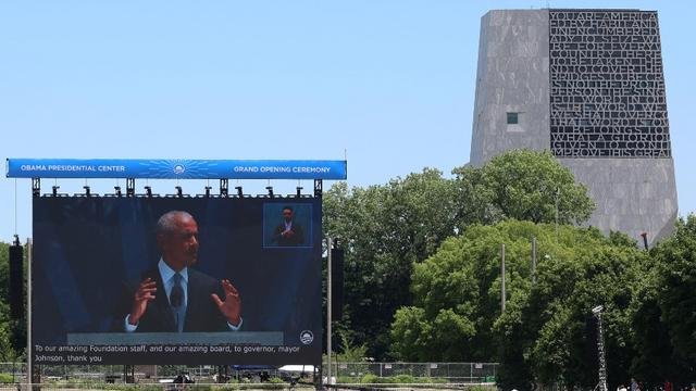 États-Unis : trois anciens présidents participent à l'inauguration du centre présidentiel de Barack Obama