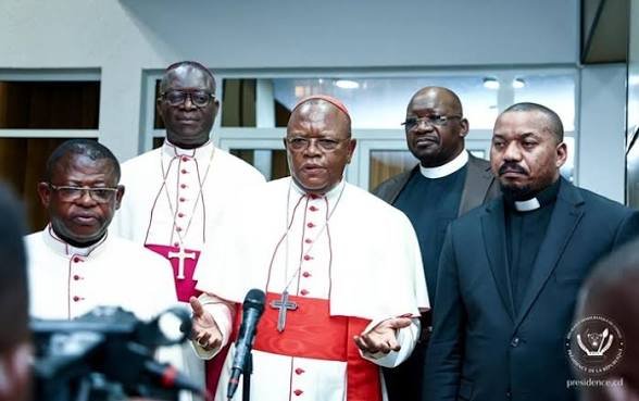 Révision constitutionnelle : la CENCO renvoie Tshisekedi à son serment prêté devant Dieu