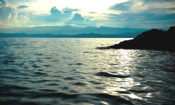 Lac Kivu : l’unique voie de survie frappée par une fusillade meurtrière
